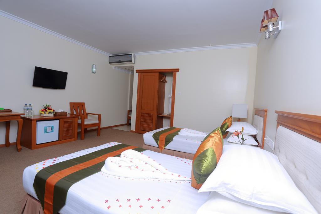 Apex Hotel Naypyidaw Zimmer foto