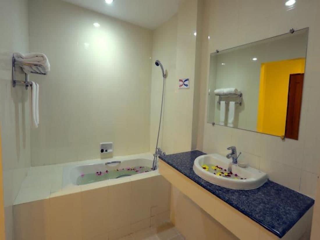 Apex Hotel Naypyidaw Exterior foto